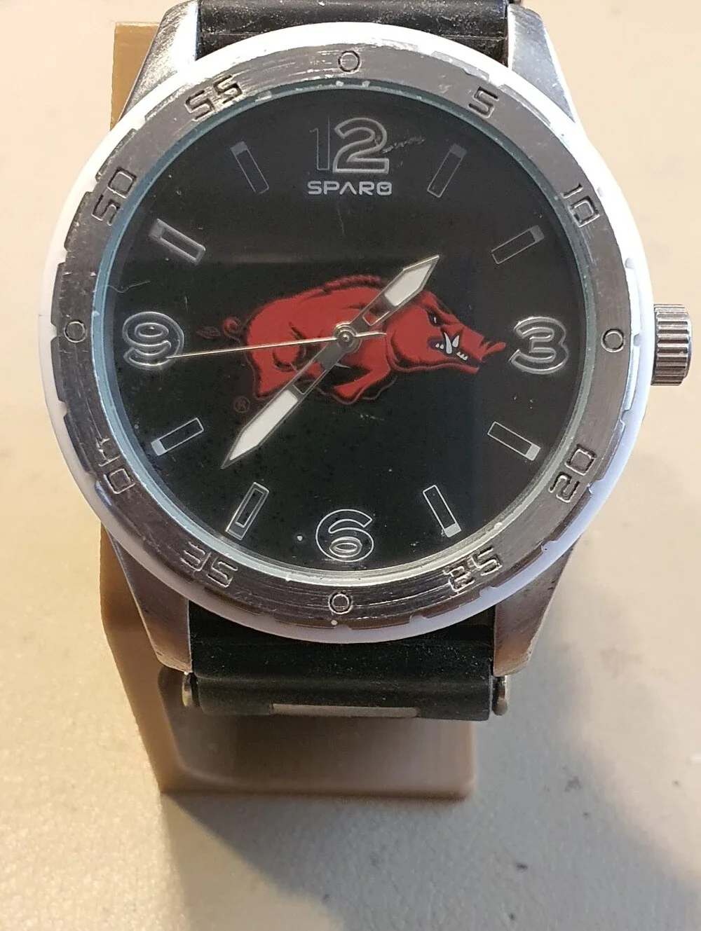 10/$20 Sparo NCAA Arkansas Razorbacks Silver/Black Men's Watch